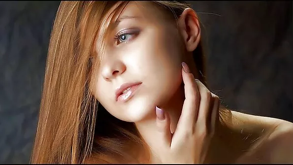 سیکس سکول باتھ روم میں ایک گرم slut اور ایک سینگ بیوکوف کے ساتھ