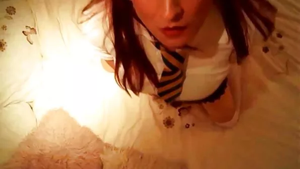 سپر سینگ والے سملینگک orgasm تک پہنچنے کے لیے جنسی کھلونوں کو کھیل میں لاتے ہیں۔