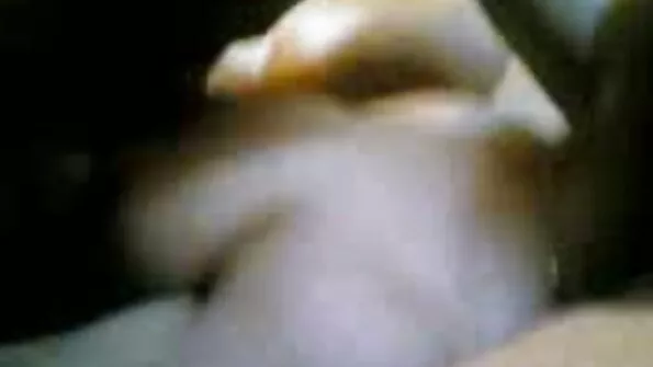 پیٹائٹ روسی لڑکی ایلس مارشل گھر میں بھاڑ میں جا رہی ہے۔