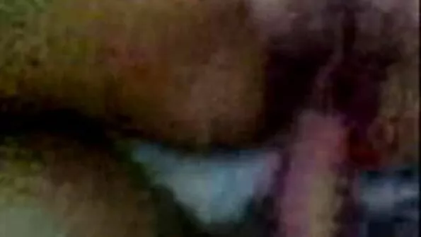 شہوانی ، شہوت انگیز پورن سٹار sluts لوگوں کو ایک گرم بیڈروم ننگا ناچ کے لئے دعوت دیتے ہیں